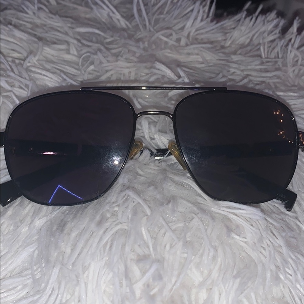 CALVIN KLEIN SUNGLASSES🕶